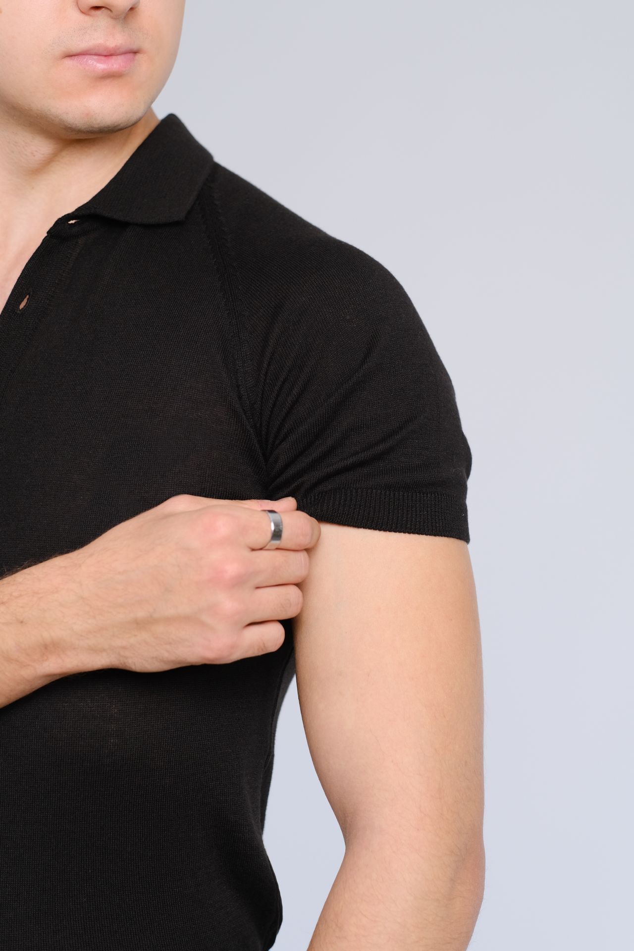 Siyah Polo Yaka Triko Tişört