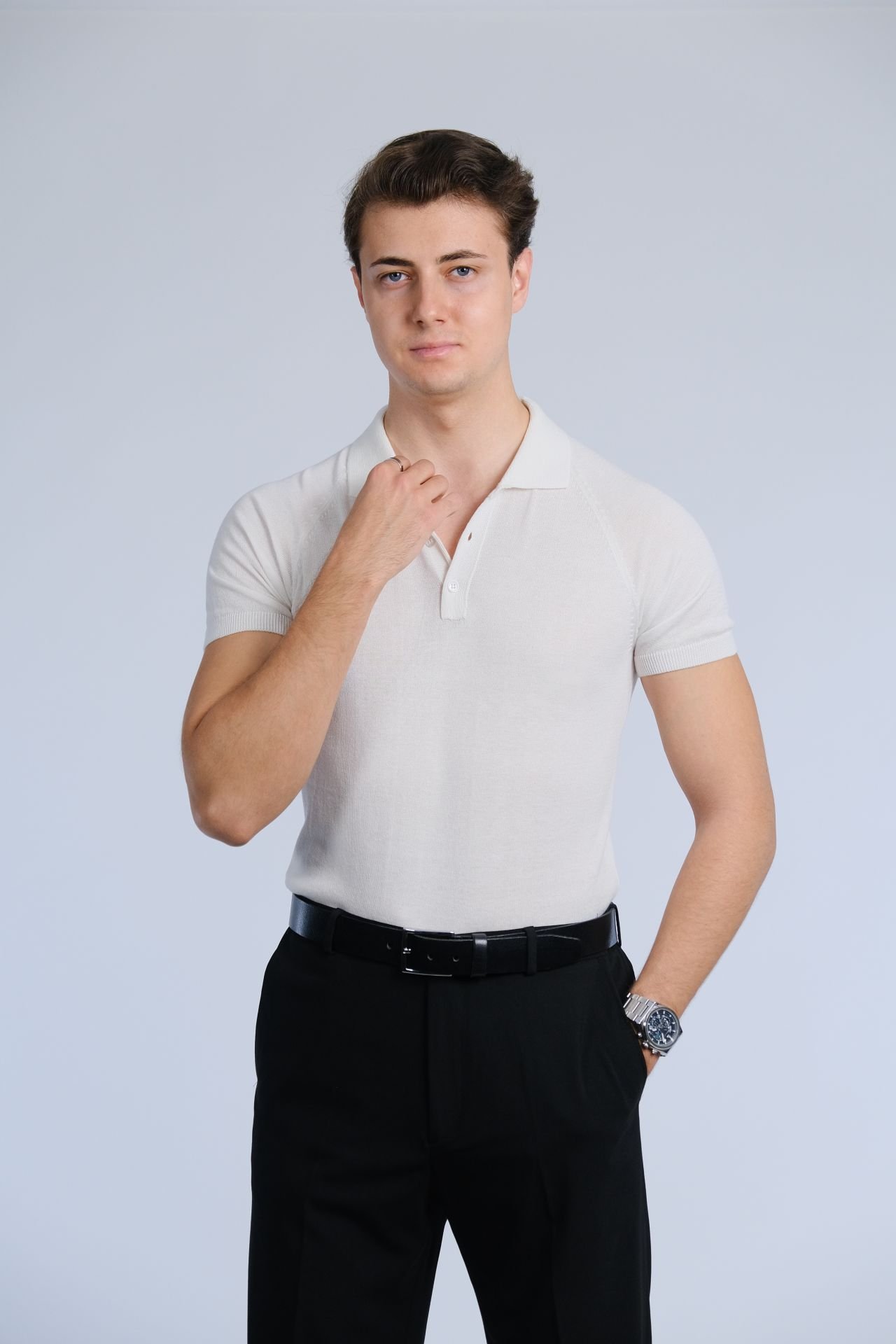 Beyaz Polo Yaka Triko Tişört