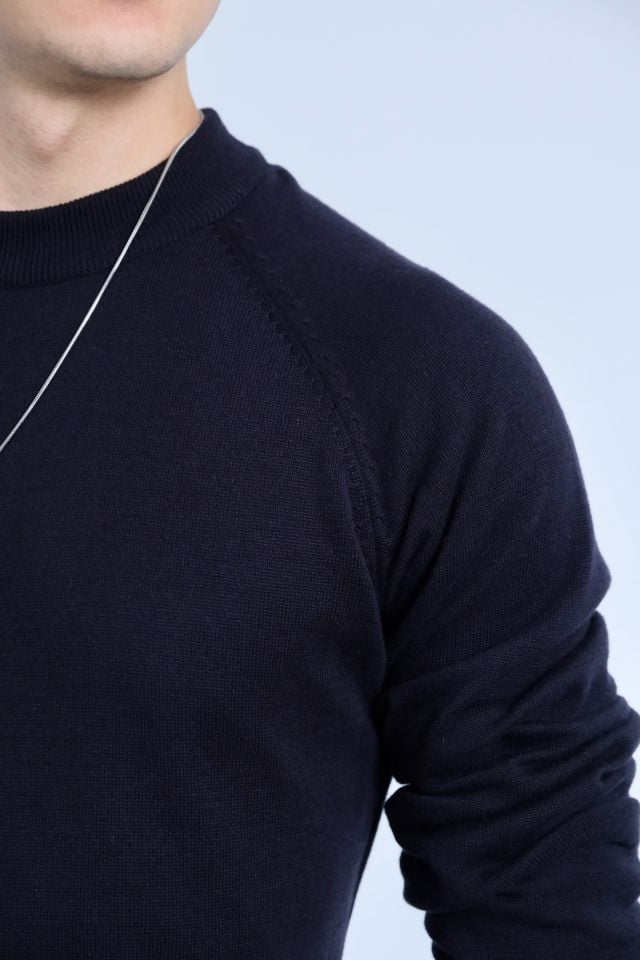 Çeyrek Boğazlı Lacivert Triko