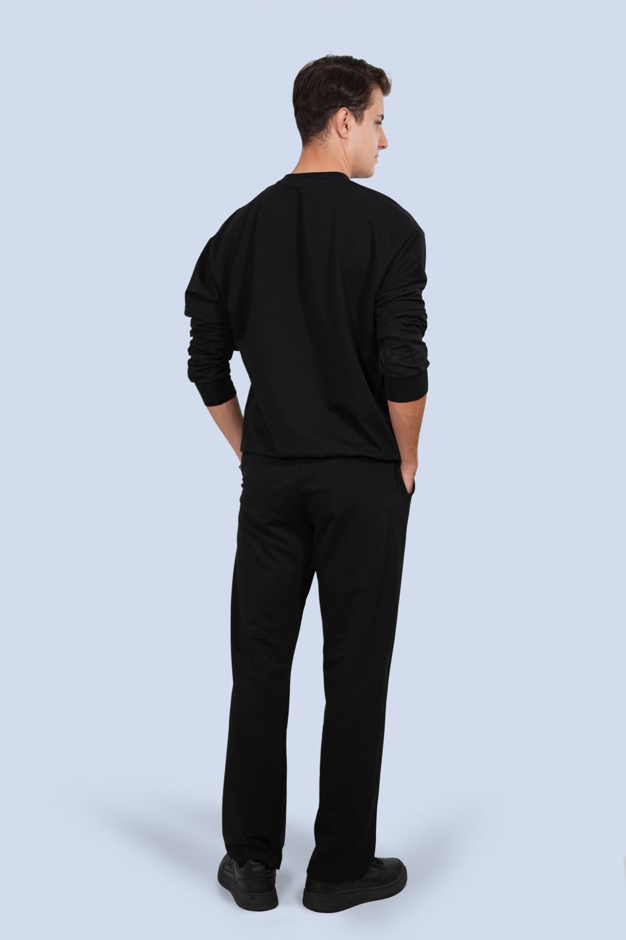 Siyah Mevsimlik Eşofman Takımı