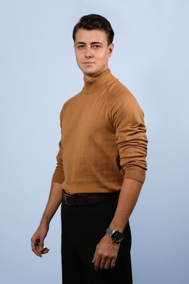 Vizon Yarım Boğazlı Triko