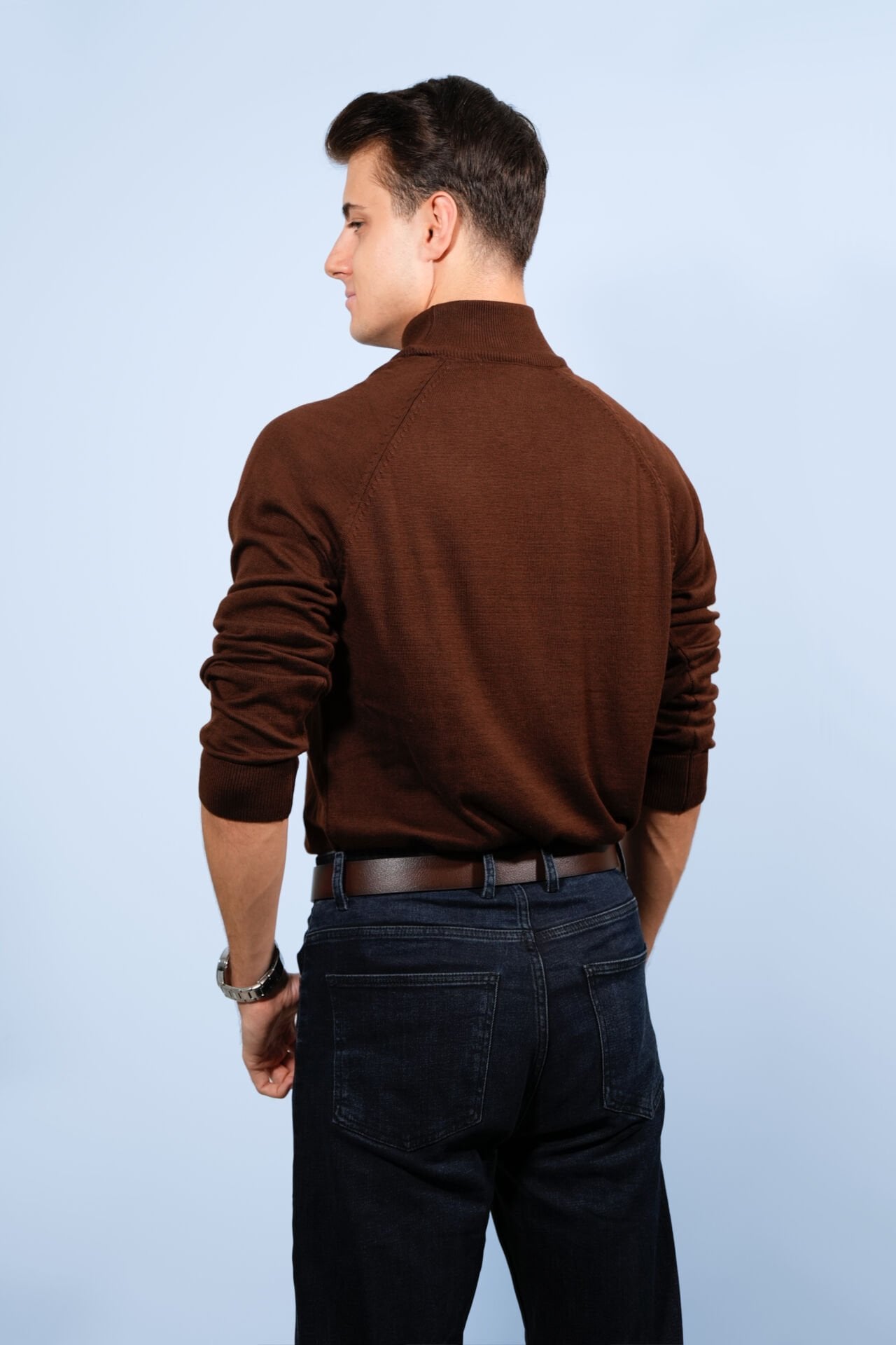 Kahverengi Yarım Boğazlı Triko