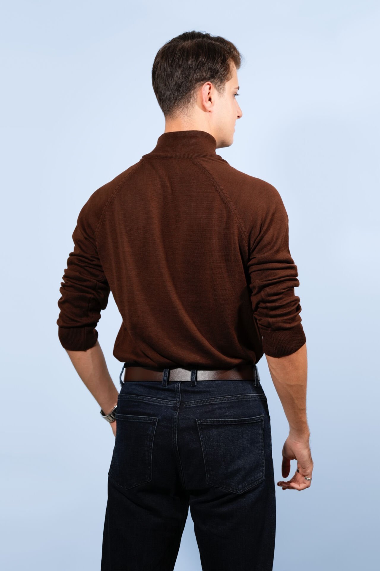 Kahverengi Yarım Boğazlı Triko