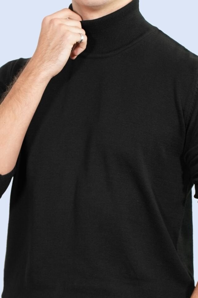 Siyah Tam Boğazlı Triko